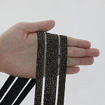 ELÁSTICO VAZADO GLOW 4,8cm PRETO/OURO 25m ELÁSTICO VAZADO GLOW 4,8cm PRETO/OURO 25m