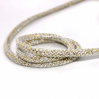 CORDÃO ELÁSTICO AGULHADO MÉDIO 7mm SEM BENEFICIAMENTO/OURO/PRATA 50m