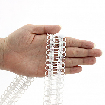 RENDA PALITO DOMINIQUE 3,2cm SEM BENEFICIAMENTO 30m